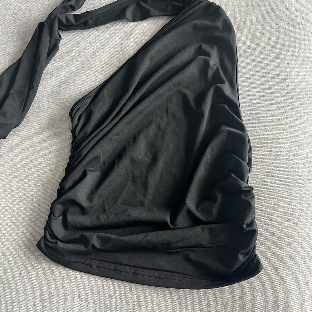 Black One-Shoulder Top With Scarf